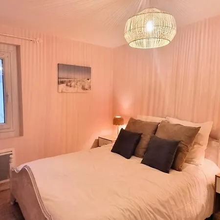 Gasthof Le Bayard Authentique Maison Setoise Patio Climatisee Centre Historique Parking Payant A Proximite 4*