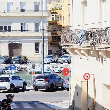 Le Bayard Authentique Maison Setoise Patio Climatisee Centre Historique Parking Payant A Proximite Casa vacanze *
