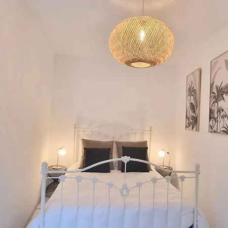 Le Bayard Authentique Maison Sétoise Patio Climatisée Centre Historique Parking Payant à Proximité